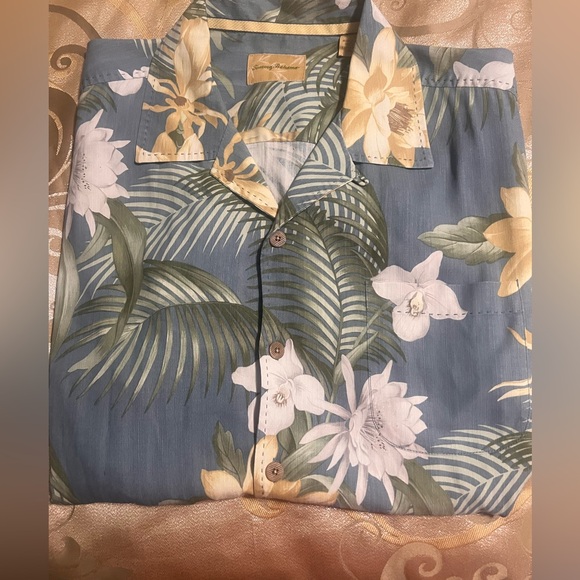 Tommy Bahama 100% Silk Men’s Large Blue Hawaiian Camo Shirt Orchid Palm Sz. L - Picture 10 of 12
